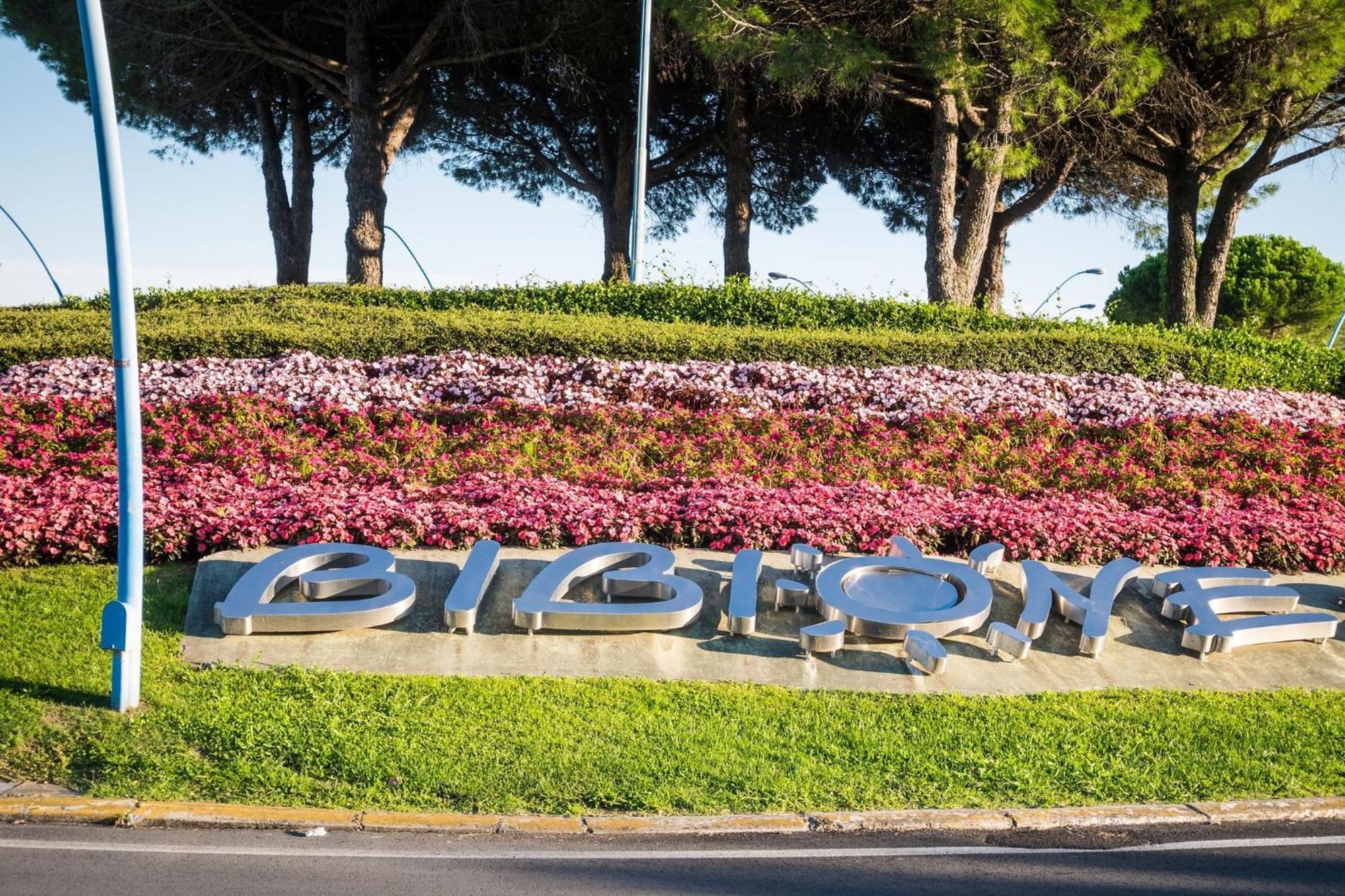 Apartment Village Escape With Garden And Fireplace Bibione